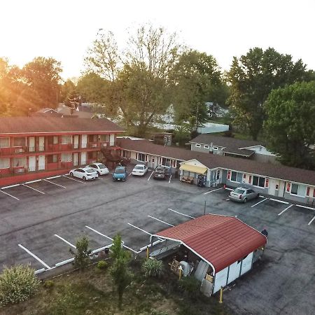 American Inn Washington 外观 照片